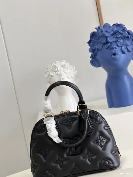 VUITTON BB LOUIS ALMA 0505